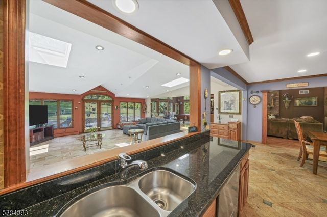 35 N Mount Lebanon Rd, Washington Twp., NJ 07853