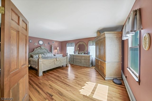35 N Mount Lebanon Rd, Washington Twp., NJ 07853