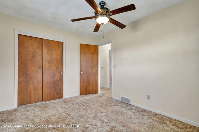 8825 Seney Drive, Dimondale, MI 48821