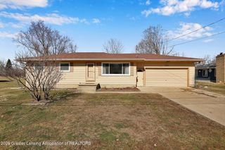 8825 Seney Drive, Dimondale, MI 48821