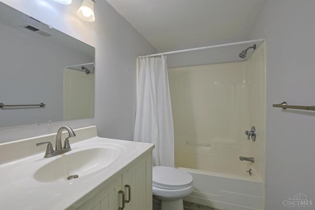 4903 St Rt 132, Harlan Twp, OH 45152
