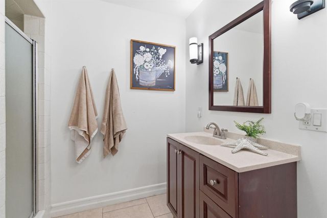 143 W Beverly Pl, Tracy, CA 95376