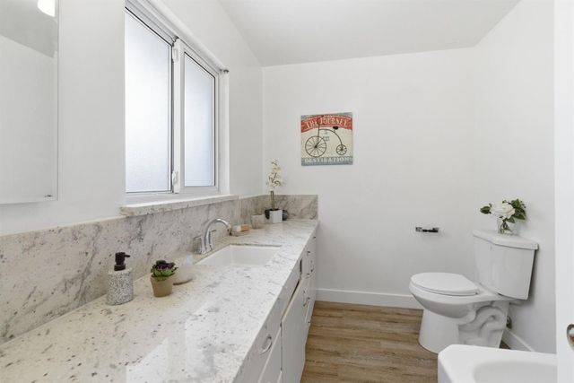 143 W Beverly Pl, Tracy, CA 95376