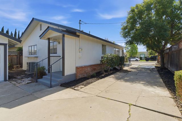 143 W Beverly Pl, Tracy, CA 95376