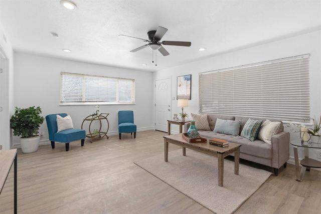 143 W Beverly Pl, Tracy, CA 95376