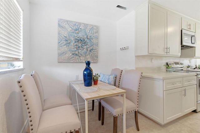 143 W Beverly Pl, Tracy, CA 95376