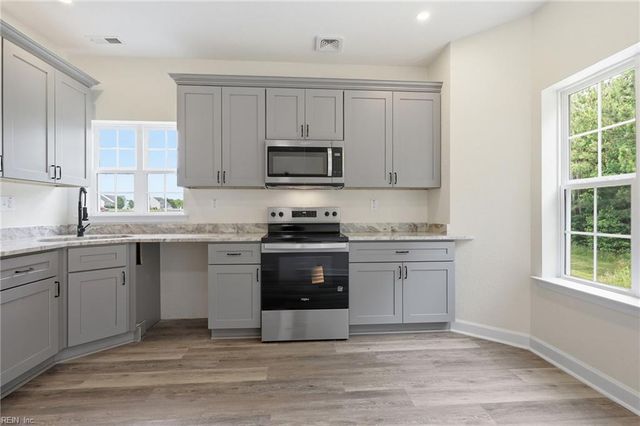 32496 Pebble Brook DR, Franklin, VA 23851