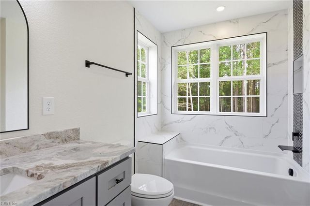 32496 Pebble Brook DR, Franklin, VA 23851