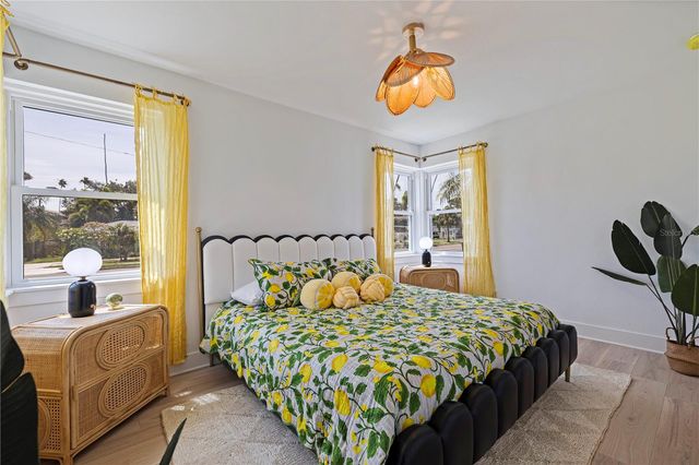 1579 BAYSHORE BOULEVARD, Dunedin, FL 34698