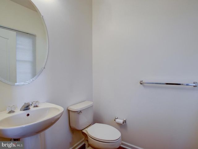30 LOCKWOOD DR, Princeton, NJ 08540