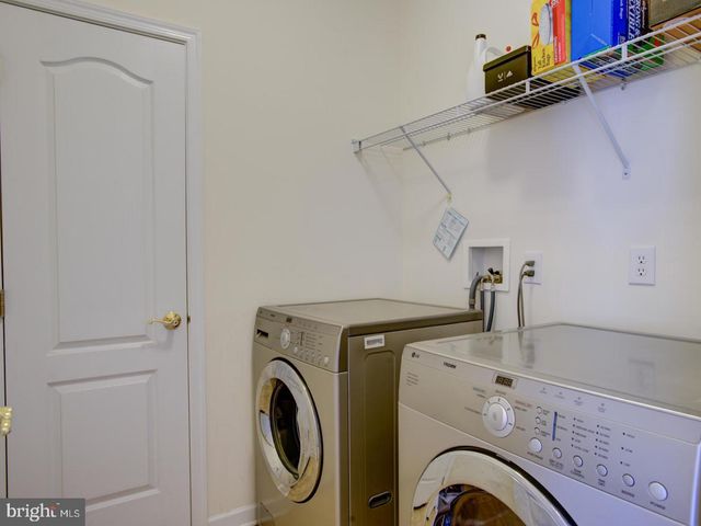 30 LOCKWOOD DR, Princeton, NJ 08540