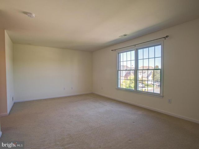30 LOCKWOOD DR, Princeton, NJ 08540