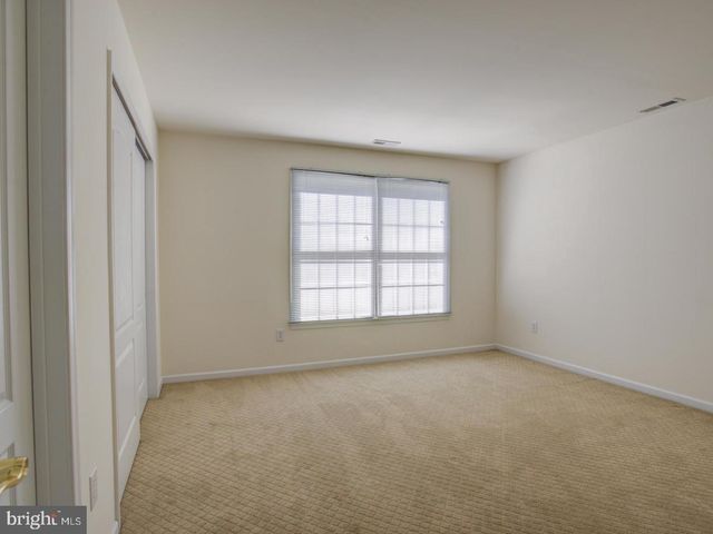 30 LOCKWOOD DR, Princeton, NJ 08540