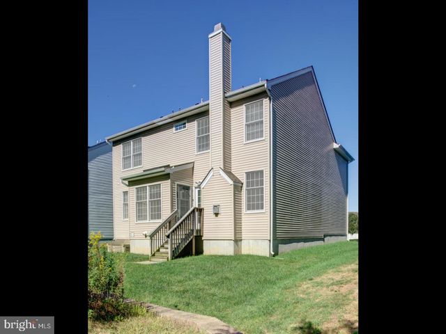 30 LOCKWOOD DR, Princeton, NJ 08540