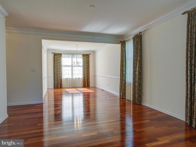 30 LOCKWOOD DR, Princeton, NJ 08540