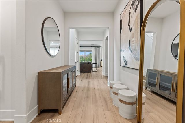 63 Longchamp, Irvine, CA 92602