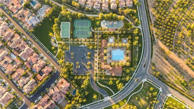 63 Longchamp, Irvine, CA 92602