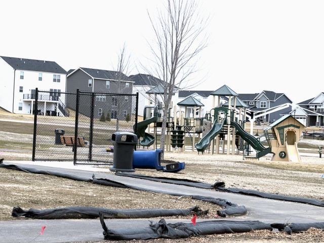 7166 205th Street W, Lakeville, MN 55044