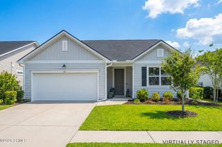 10 Mainland Lakes Drive, Bluffton, SC 29910