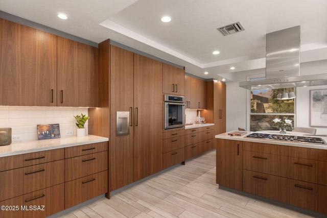 5671 N Placita Stilbayo, Tucson, AZ 85718