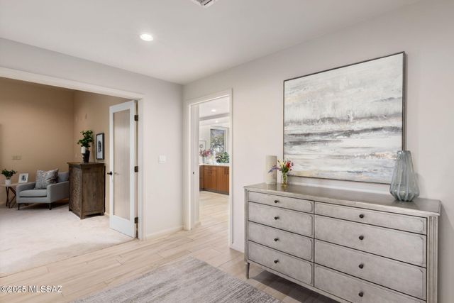 5671 N Placita Stilbayo, Tucson, AZ 85718