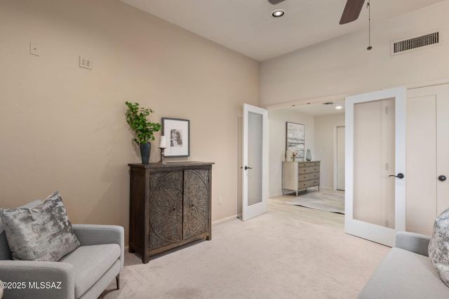 5671 N Placita Stilbayo, Tucson, AZ 85718