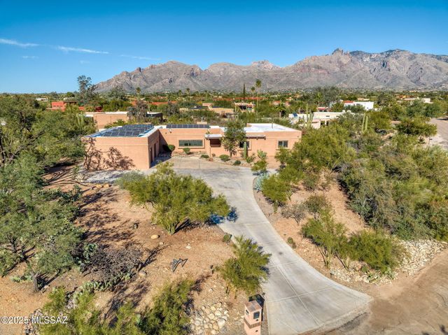 5671 N Placita Stilbayo, Tucson, AZ 85718