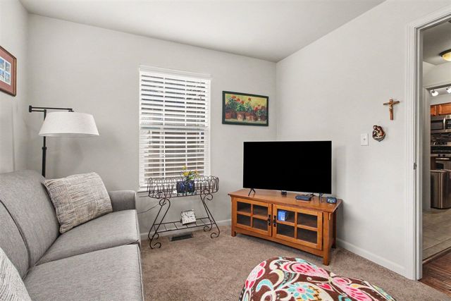 301 Victoria Drive, Dexter, MI 48130