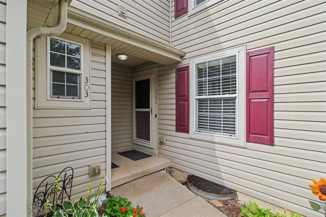 301 Victoria Drive, Dexter, MI 48130