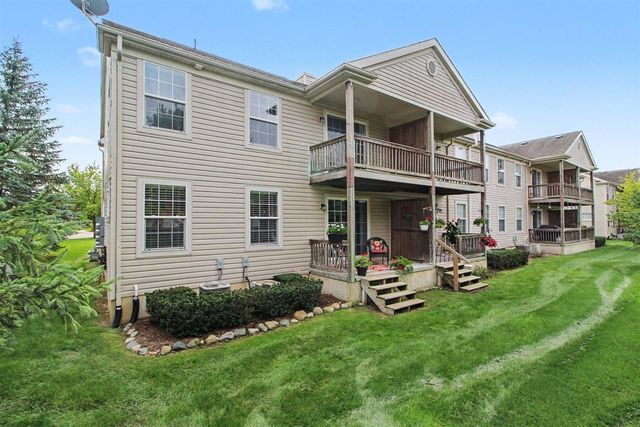 301 Victoria Drive, Dexter, MI 48130