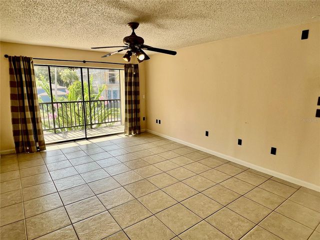 631 N ORANGE AVENUE 201, Sarasota, FL 34236