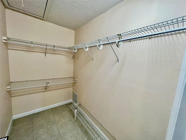 631 N ORANGE AVENUE 201, Sarasota, FL 34236