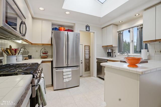 19046 Norton Street, Eastpointe, MI 48021