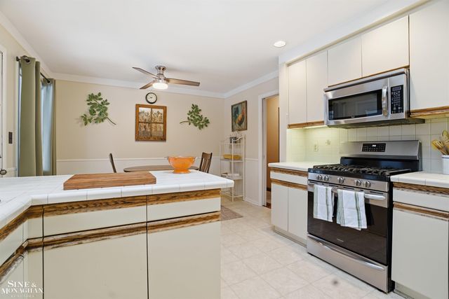 19046 Norton Street, Eastpointe, MI 48021