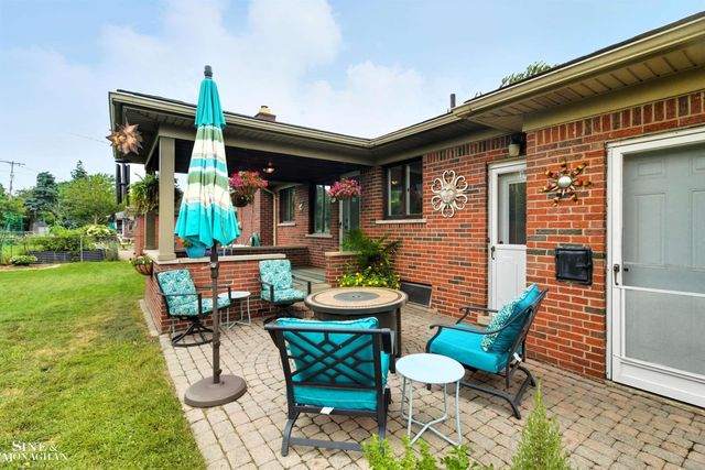 19046 Norton Street, Eastpointe, MI 48021