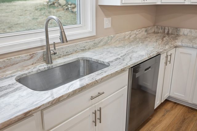 1800 STUARTS DRAFT HWY, Stuarts Draft, VA 24477