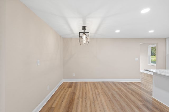 1800 STUARTS DRAFT HWY, Stuarts Draft, VA 24477