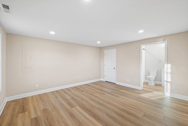 1800 STUARTS DRAFT HWY, Stuarts Draft, VA 24477