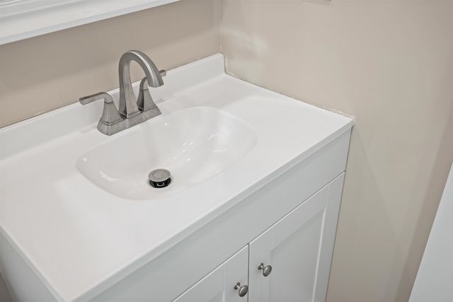 1800 STUARTS DRAFT HWY, Stuarts Draft, VA 24477