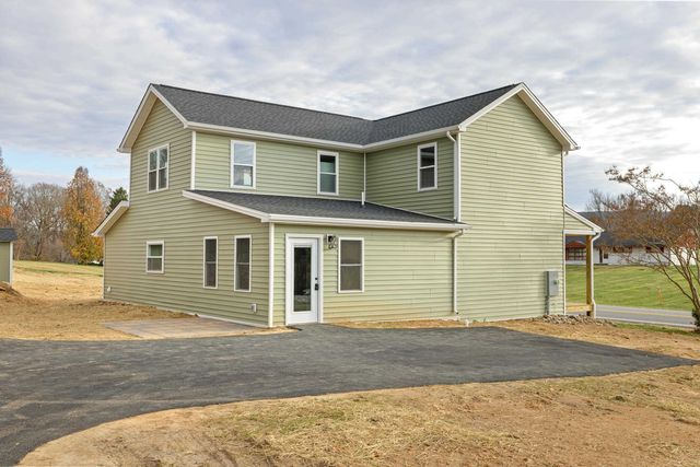 1800 STUARTS DRAFT HWY, Stuarts Draft, VA 24477