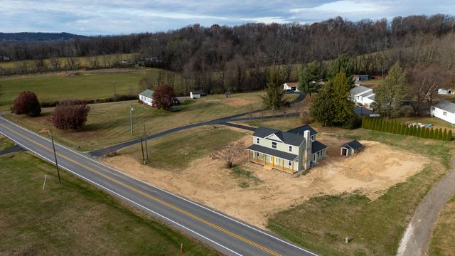 1800 STUARTS DRAFT HWY, Stuarts Draft, VA 24477