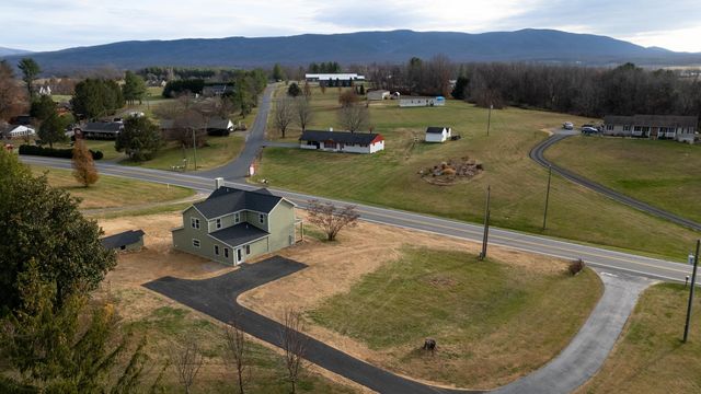 1800 STUARTS DRAFT HWY, Stuarts Draft, VA 24477