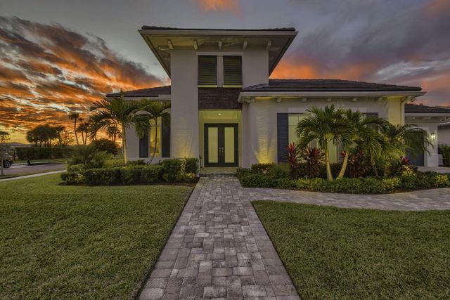 9261 Coral Isles Circle, Palm Beach Gardens, FL 33412