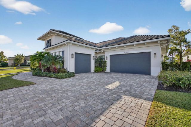 9261 Coral Isles Circle, Palm Beach Gardens, FL 33412