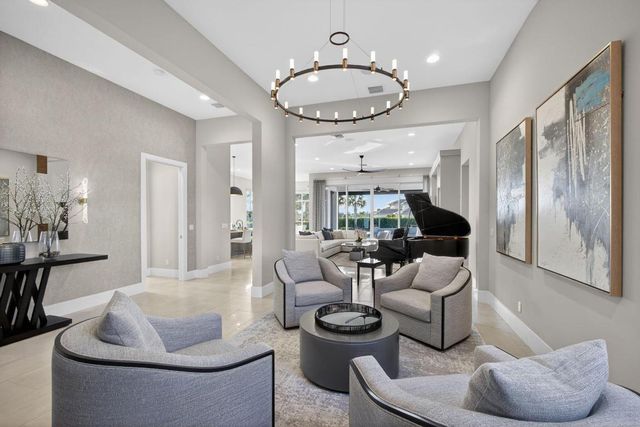 9261 Coral Isles Circle, Palm Beach Gardens, FL 33412