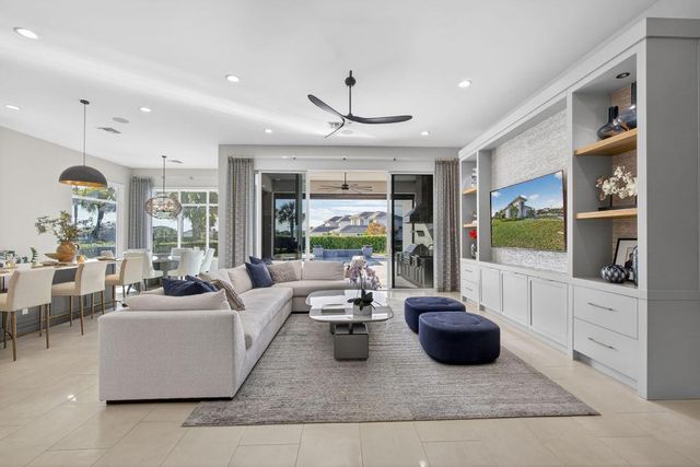 9261 Coral Isles Circle, Palm Beach Gardens, FL 33412