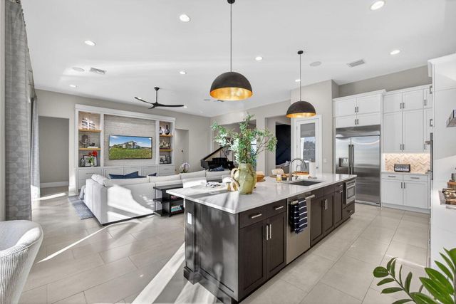 9261 Coral Isles Circle, Palm Beach Gardens, FL 33412