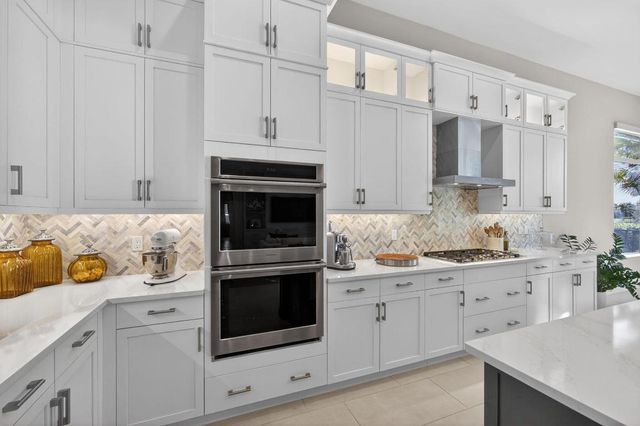 9261 Coral Isles Circle, Palm Beach Gardens, FL 33412