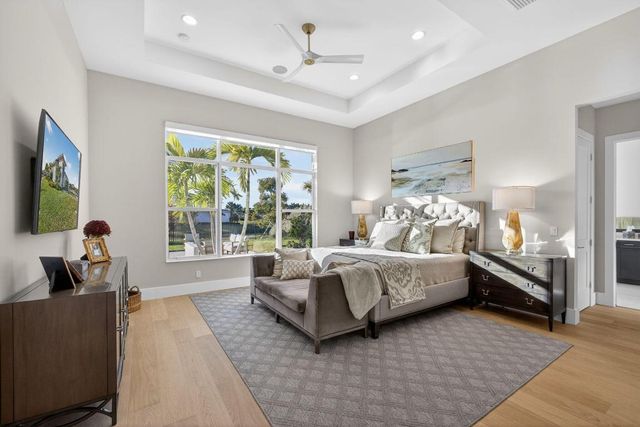 9261 Coral Isles Circle, Palm Beach Gardens, FL 33412