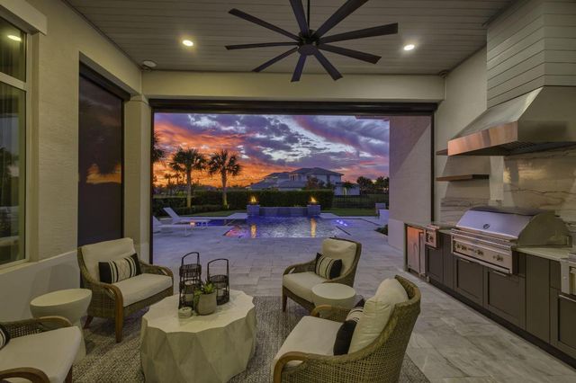 9261 Coral Isles Circle, Palm Beach Gardens, FL 33412